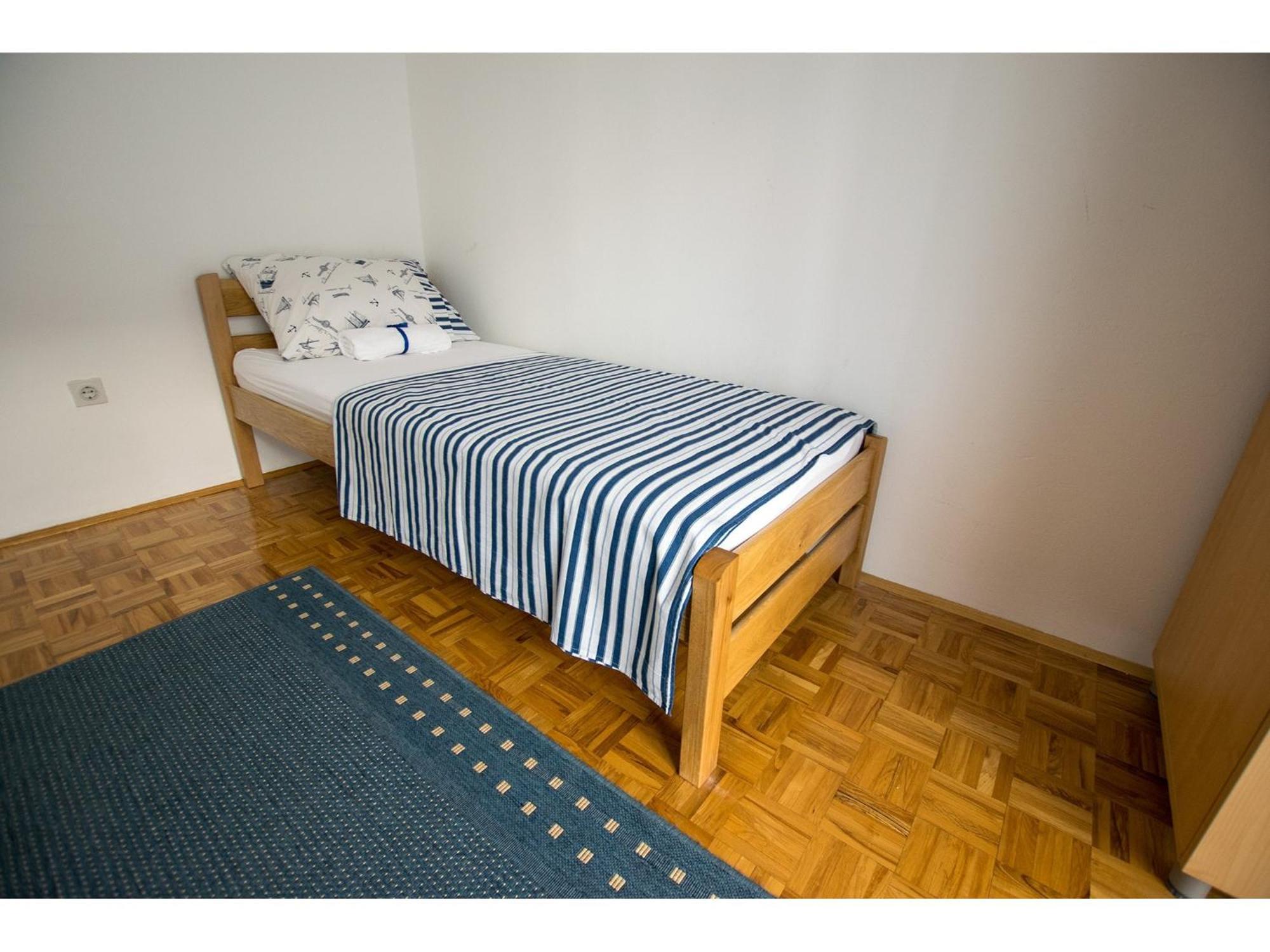 Apartments Troselj Starigrad Paklenica Exterior foto